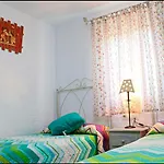 Casa Roche Viejo * 科尼尔-德拉弗龙特拉